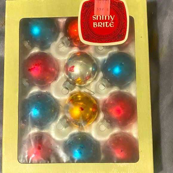 COPY - 12 Vintage 2.75” Shiny Brite Christmas ornaments in Box - Picture 1 of 7